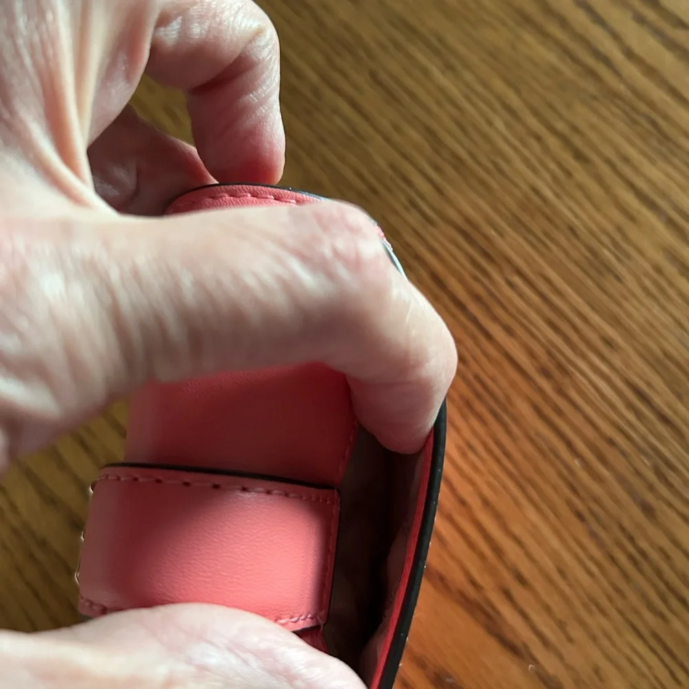 Michael Kors Trifold Medium Wallet New Without Tags Never Used Grapefruit - Picture 6 of 8